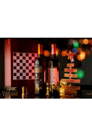 Κασετίνα με δώρο σκάκι , με 2 κόκκινα κρασιά 